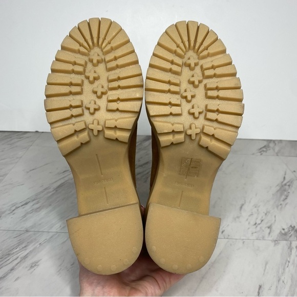 Dolce Vita Caster Brown Suede Lug Sole Bootie 8 1/2 - Picture 15 of 16